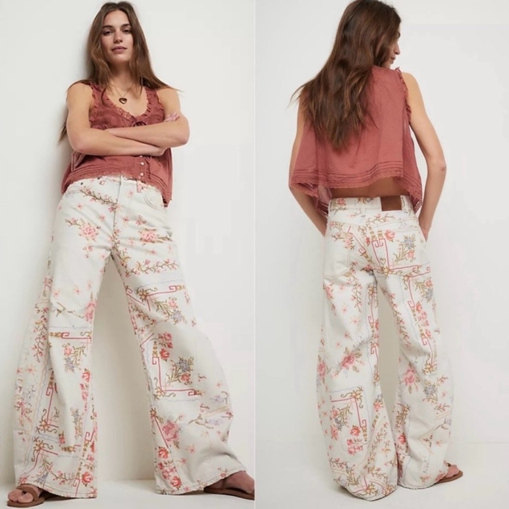 We The Free Floral Wide Leg Jeans - White and Pink